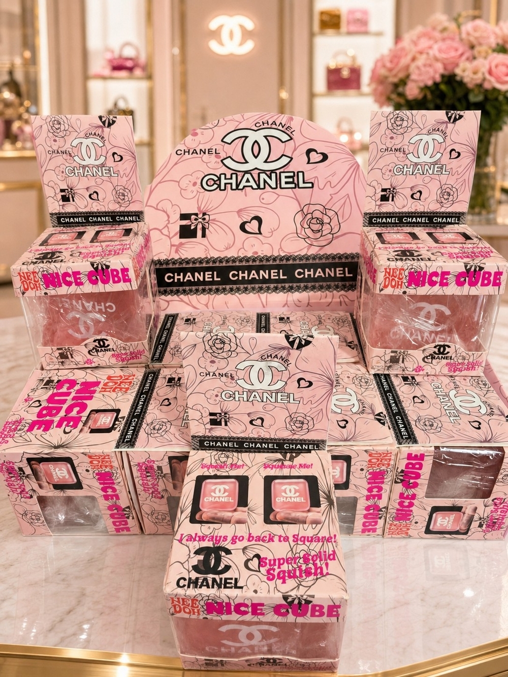 CHANEL Nice Cube Lip Balm & Gloss Set - Pink